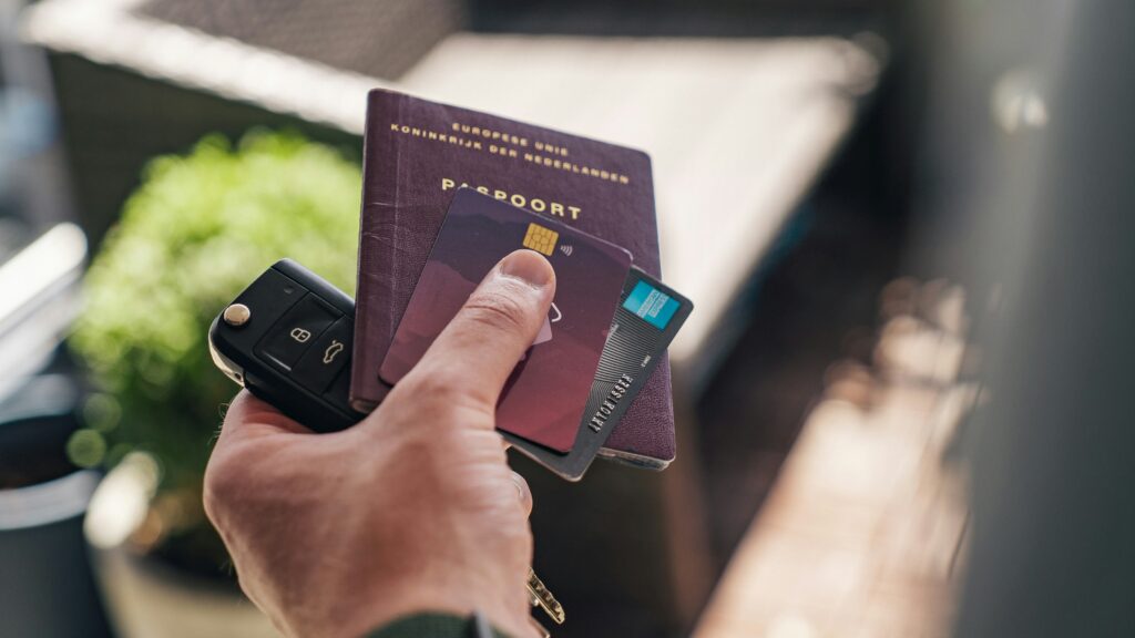 Geldzaken Regelen Voor Je op Vakantie gaat, 9 Belangrijke Tips