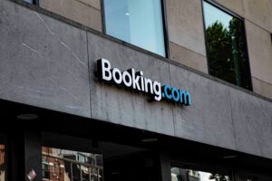 Consumenten starten een massaclaim tegen Booking.com.