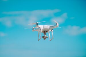 hoe wordt je een drone piloot en hoeveel verdien je ermee