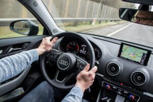 Brandstof besparen door 100 kilomter per uur te rijden